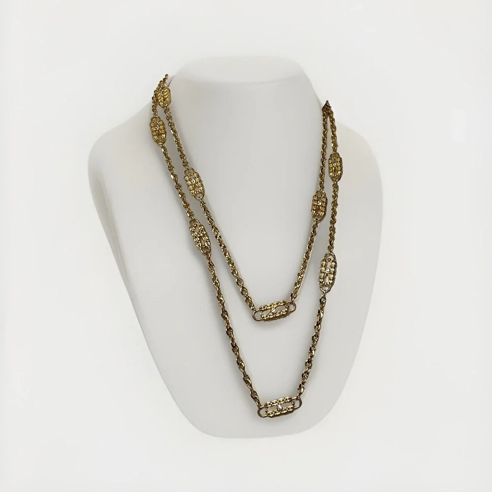 Camrose & Kross JBK Jackie Kennedy Gold Toned XL Paperclip Necklace Crystals box